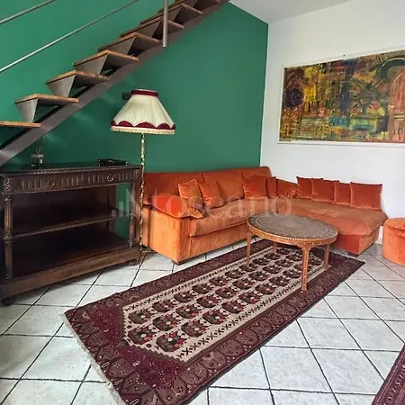 Isola Love Apartament *